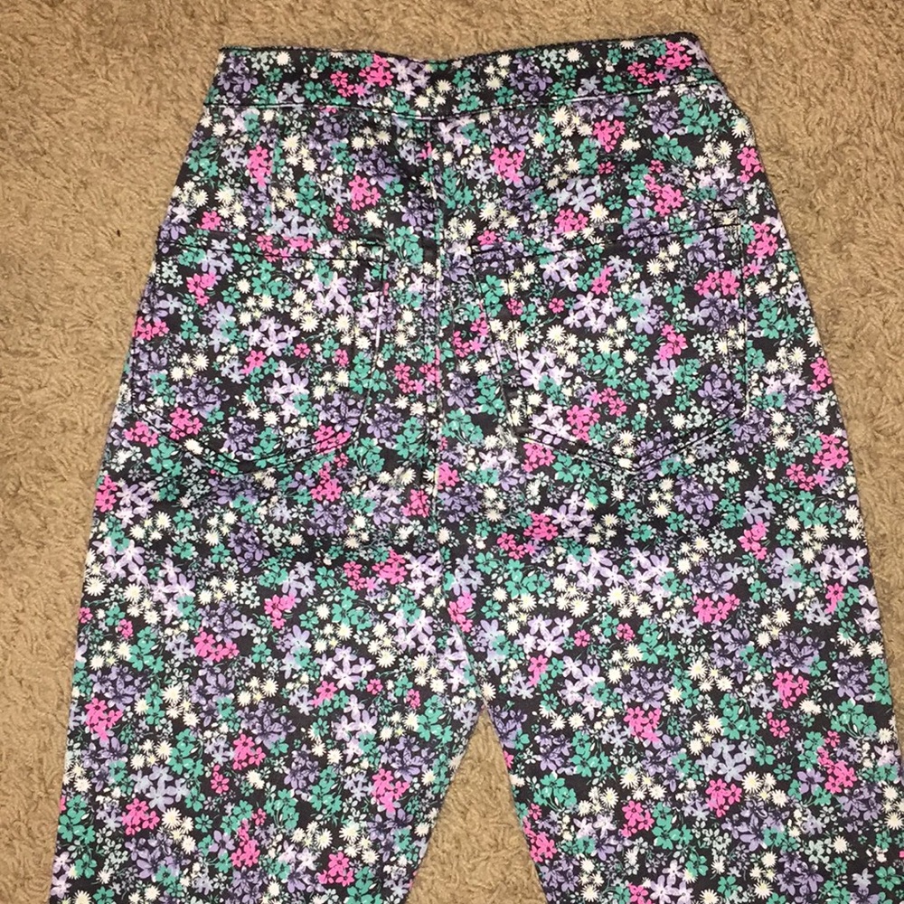 Jeans - Picture 3 of 3